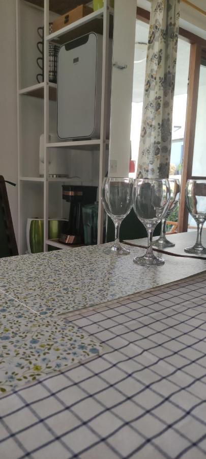Joanna'S Studio , Key Locker By Whatsapp Own Entrance, Own Bathroom Youghal Exterior photo